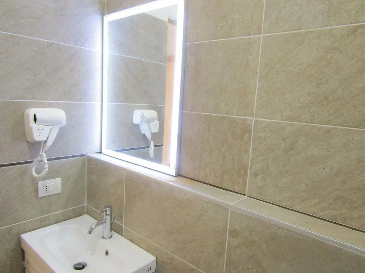 Guest house Tourist Point La Spezia Hotel